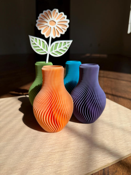 Desk-Top Spiral Vase in Pantone Colors | 4.5 Inch